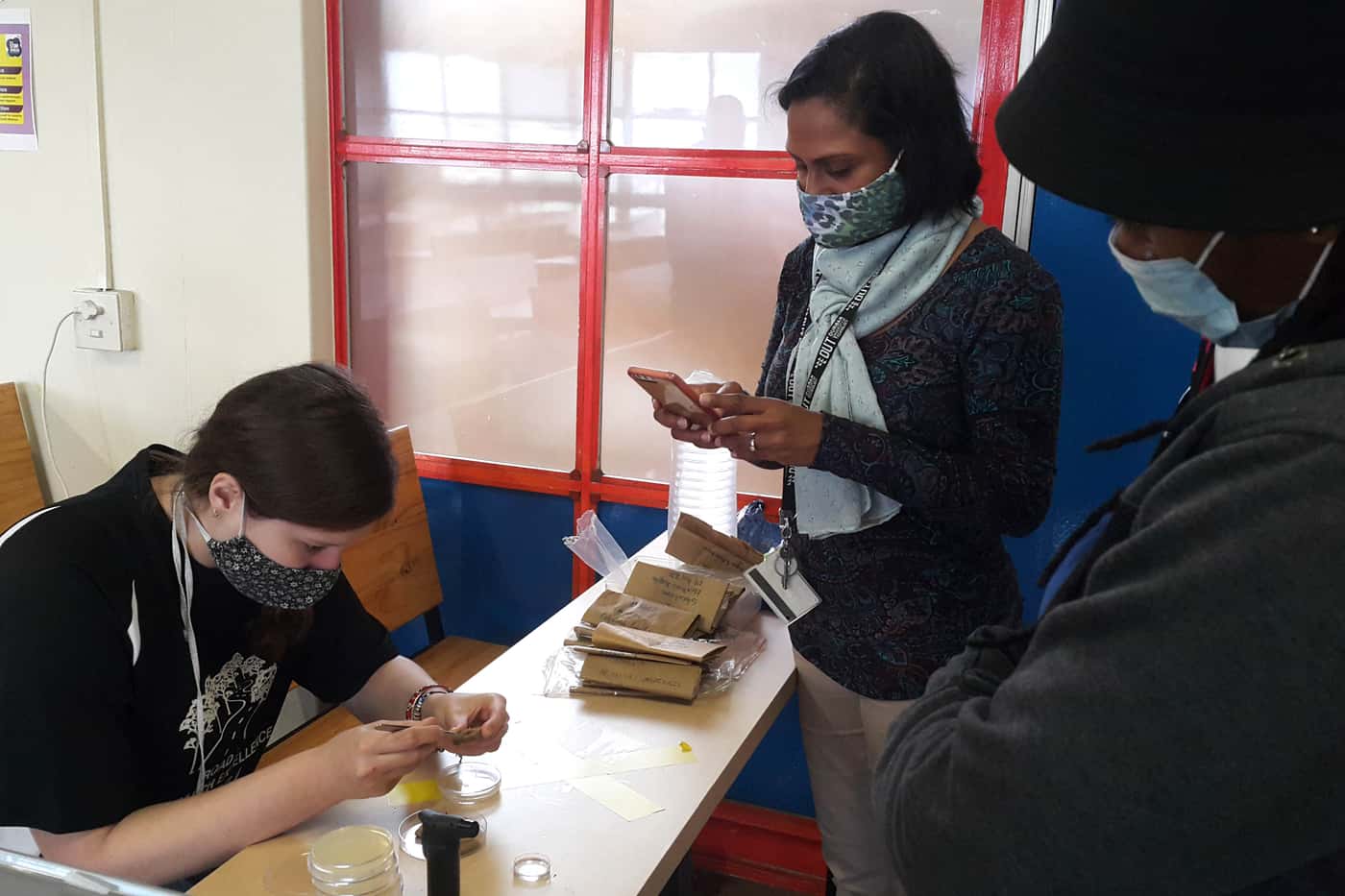 SANBI’s Sentinel Plant Project renders training support for horticulture students at DUT