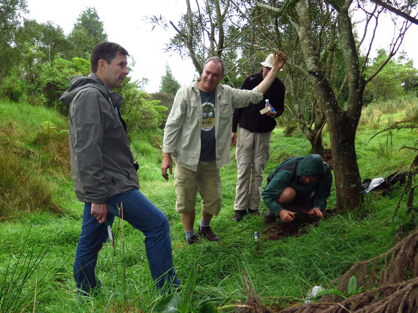 Two Centres of Excellence join forces in research on La Reunion Island