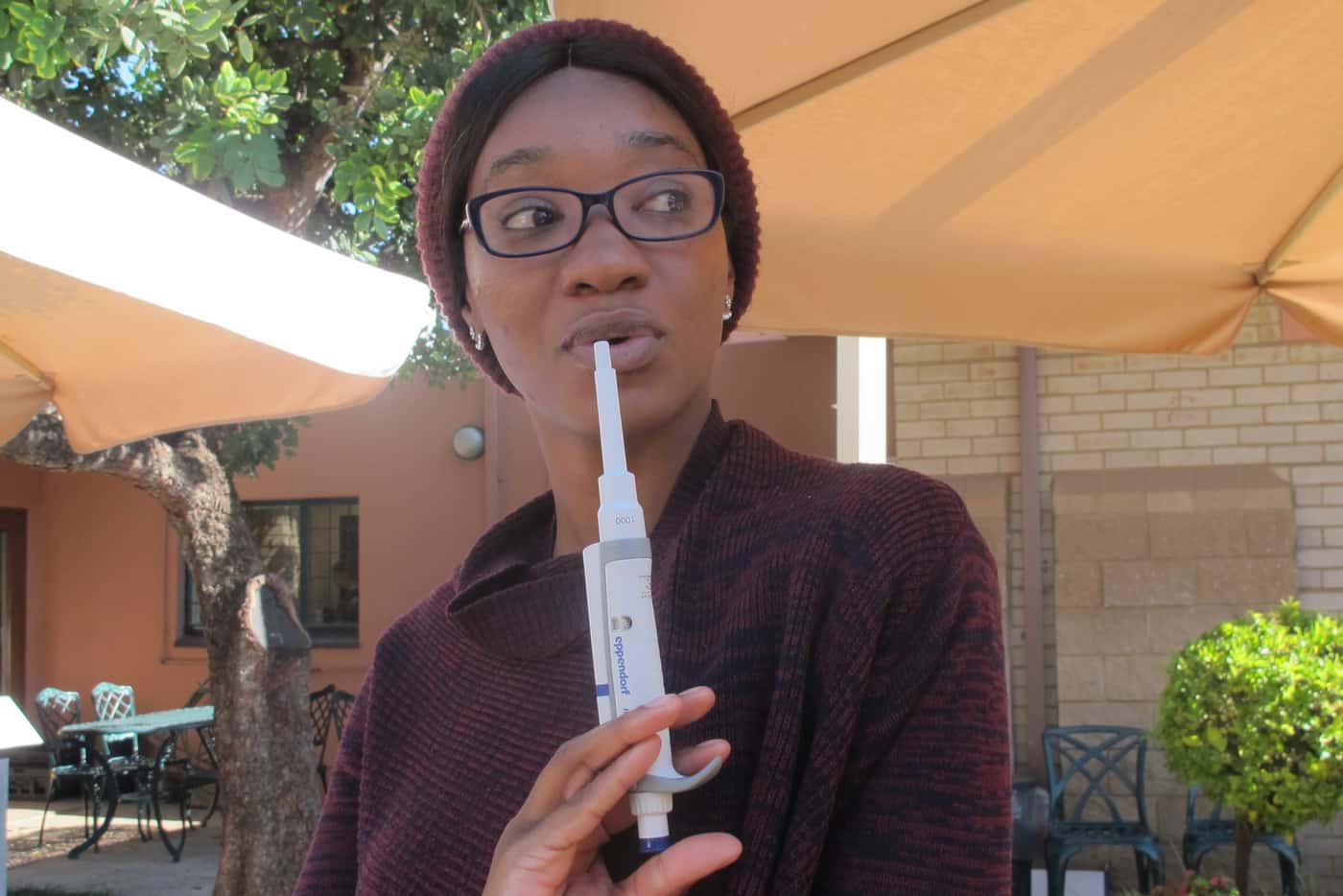 Benedicta Swalarsk-Parry beats 40 competitors to win Inqaba Biotec’s mini pipetting contest