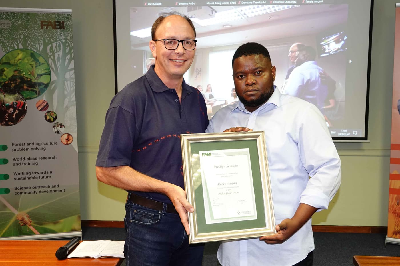 FABI celebrates the completion of Phinda's PhD