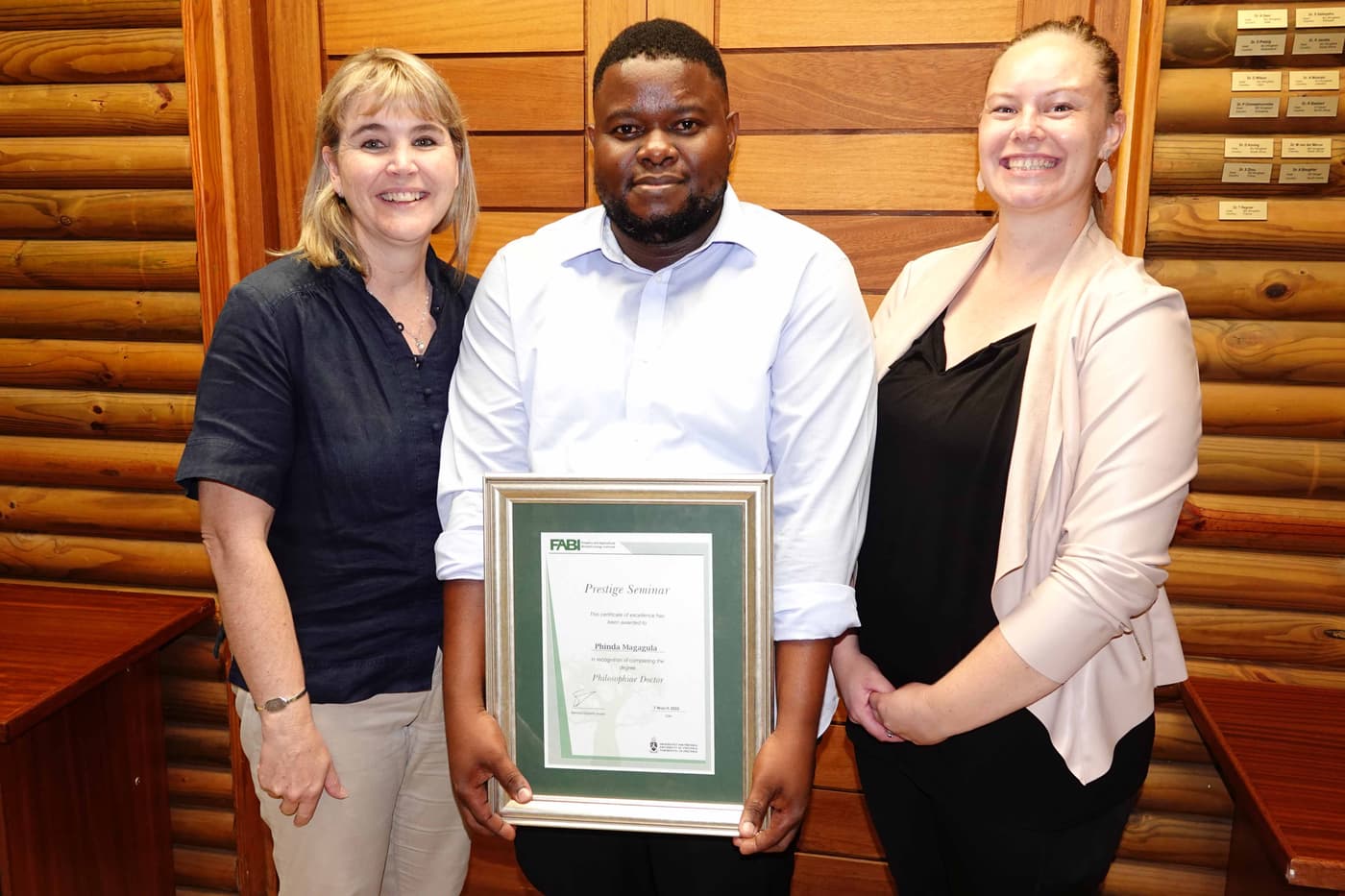 FABI celebrates the completion of Phinda's PhD