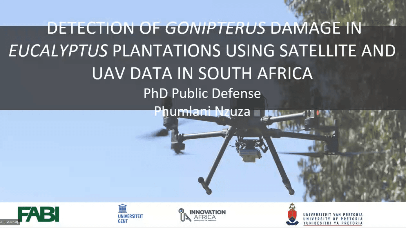 Phumlani Nzuza successfully defends his PhD