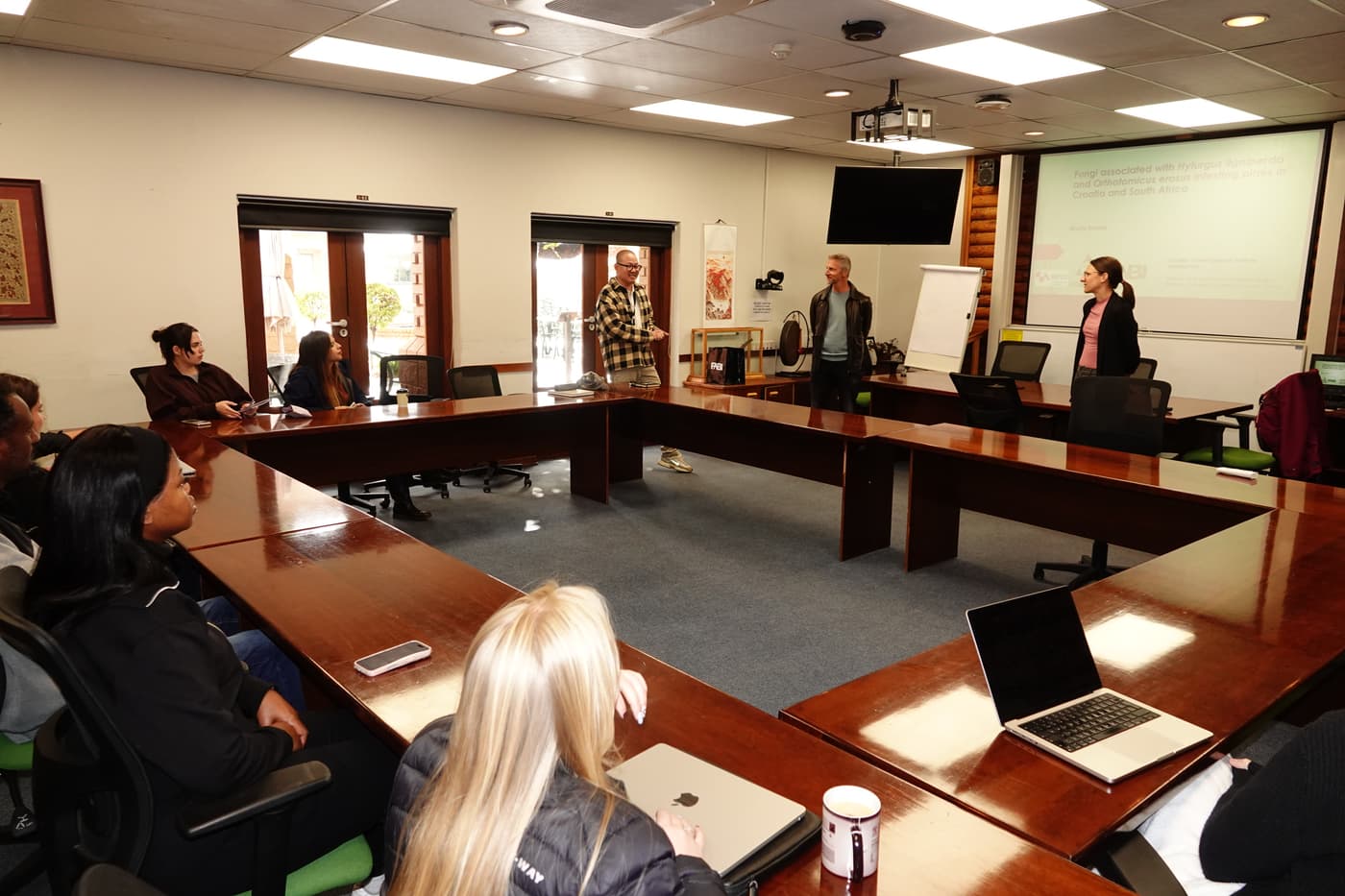 Croatian forest health researchers visit FABI
