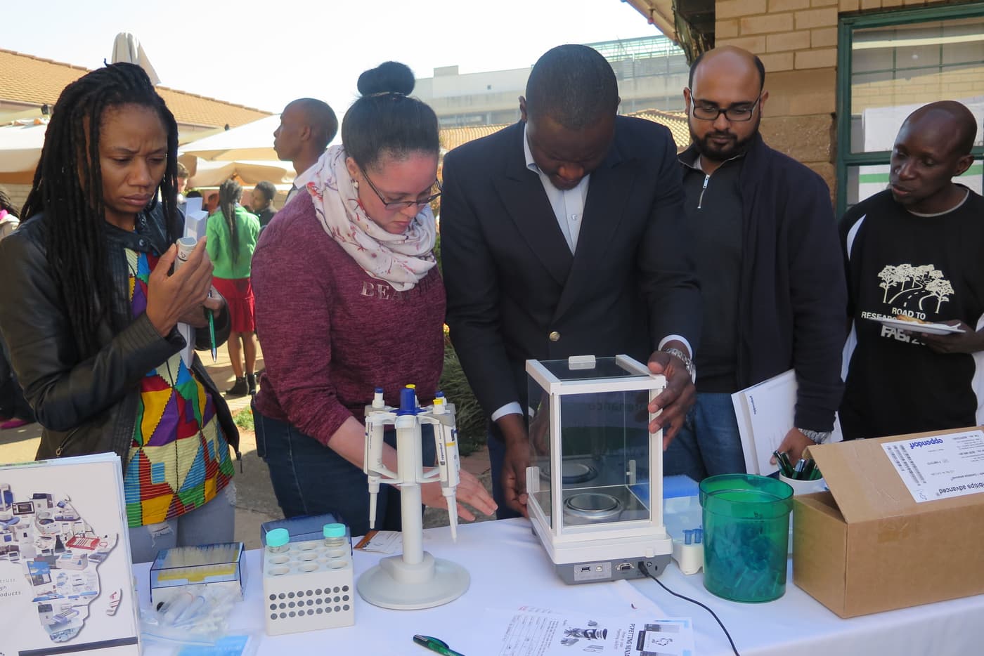 Benedicta Swalarsk-Parry beats 40 competitors to win Inqaba Biotec’s mini pipetting contest