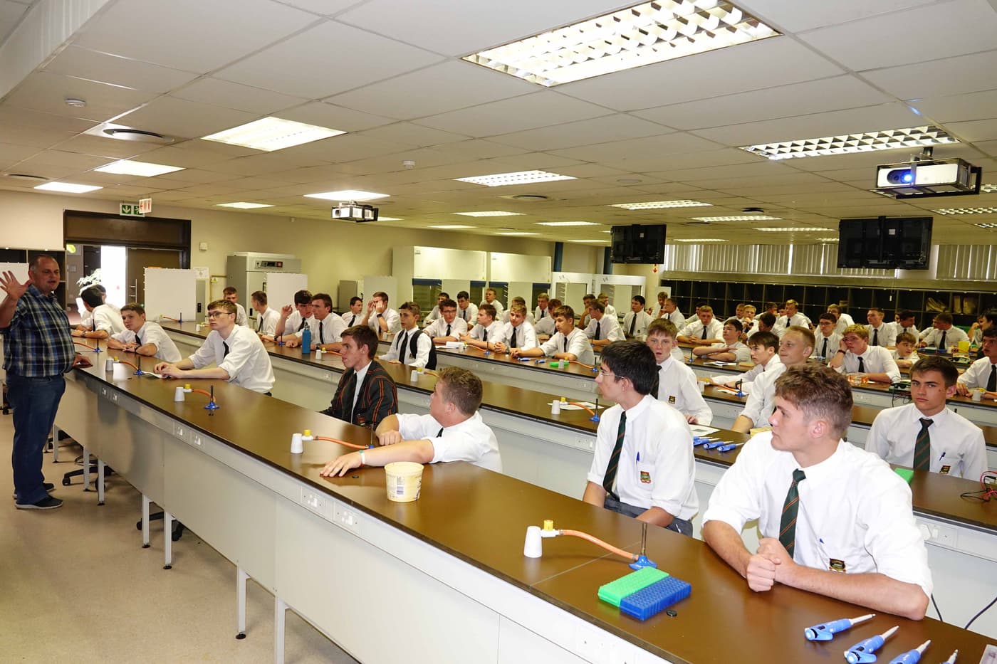 FABI hosts an engaging visit from Affies science students