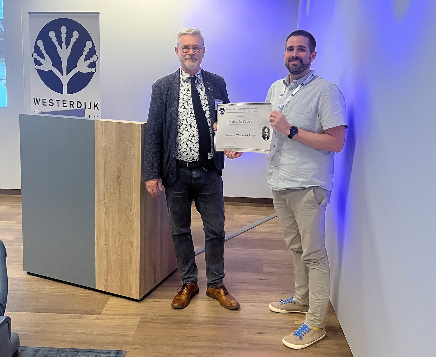 Prof. Cobus Visagie conferred the Johanna Westerdijk Award