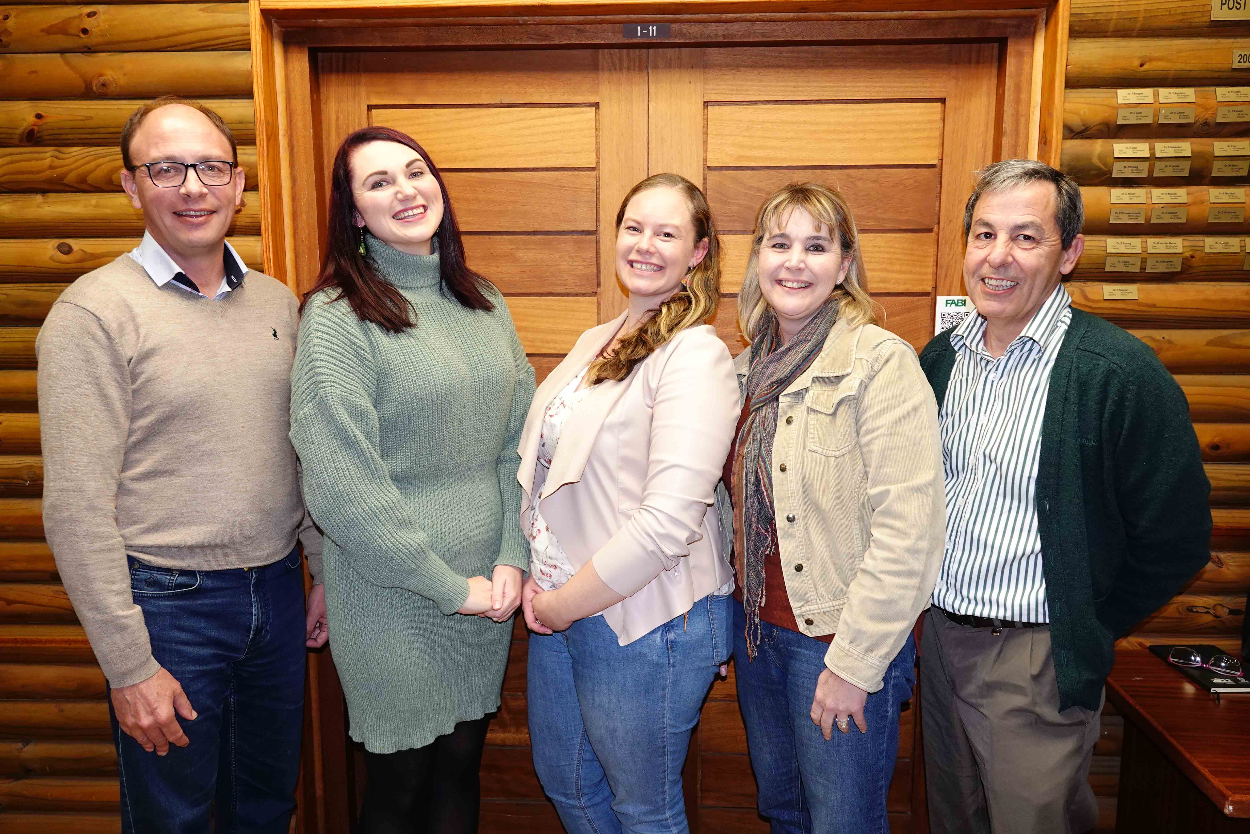 Melissa's PhD research sheds light on poorly understood viroid impacting avocado